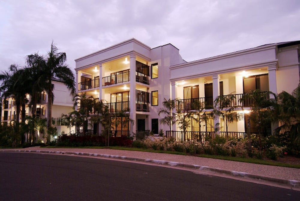 Elysium Apartments