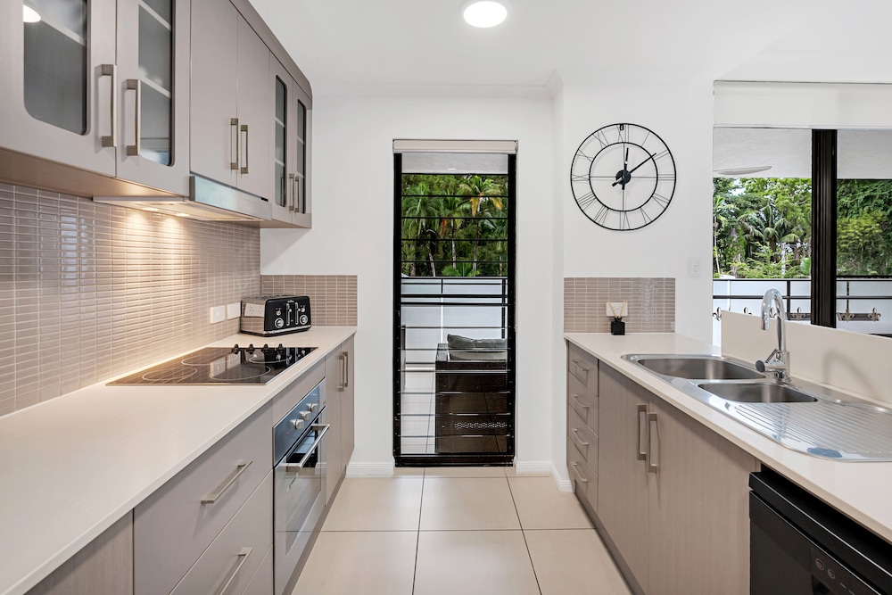 Elysium Apartments