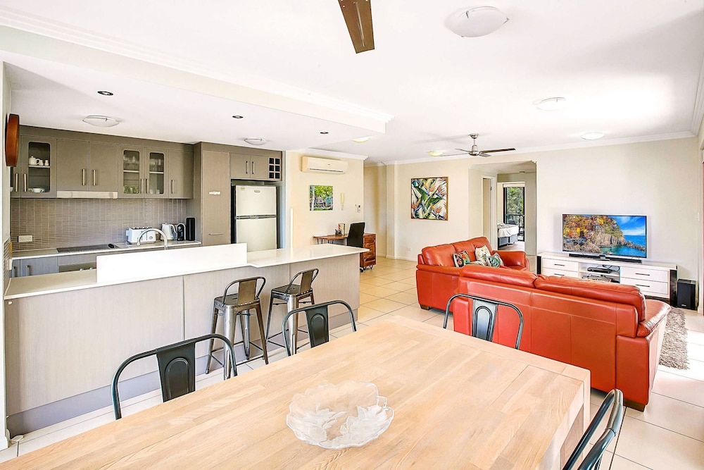 Elysium Apartments