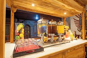 Wina Holiday Villa