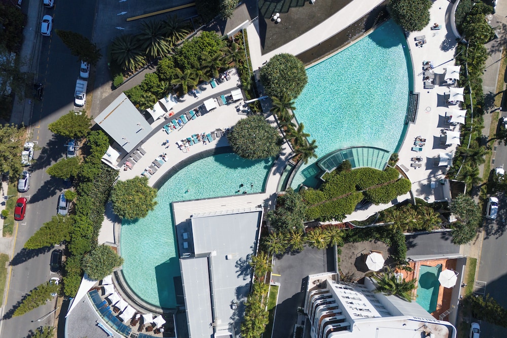 Q1 Resort & Spa