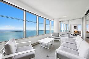 Q1 Resort & Spa