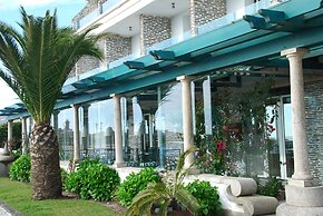 Suave Mar Hotel