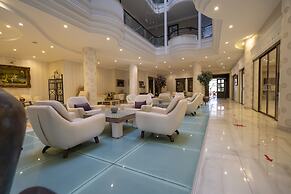 Romance Beach Hotel