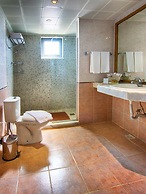 Romance Beach Hotel