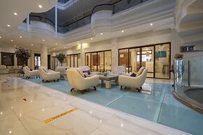 Romance Beach Hotel