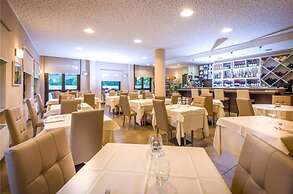Hotel Des Alpes