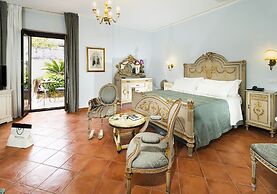 Hotel Sirius