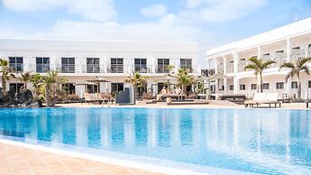 Coral Cotillo Beach