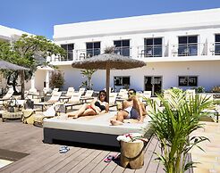 Coral Cotillo Beach