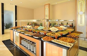 Korumar Deluxe Hotel