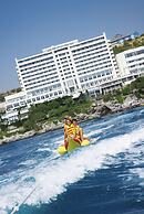 Korumar Deluxe Hotel