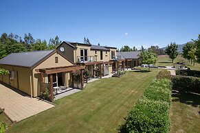 Maple Lodge