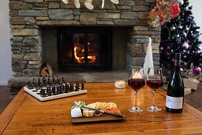 Maple Lodge