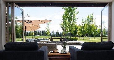 Maple Lodge