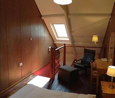New Helvetia Hotel