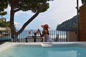 Eight Hotel Paraggi