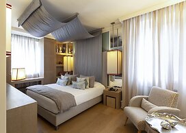 Eight Hotel Paraggi