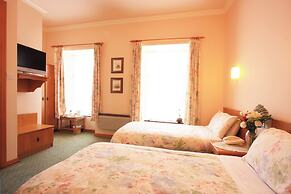 Rathbaun Hotel