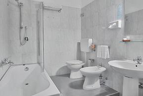 Hotel Al Madarig