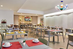 Hotel Al Madarig