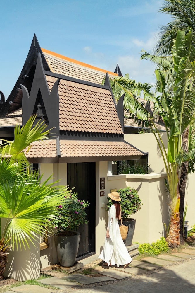 Pullman Sanya Yalong Bay Villas & Resort