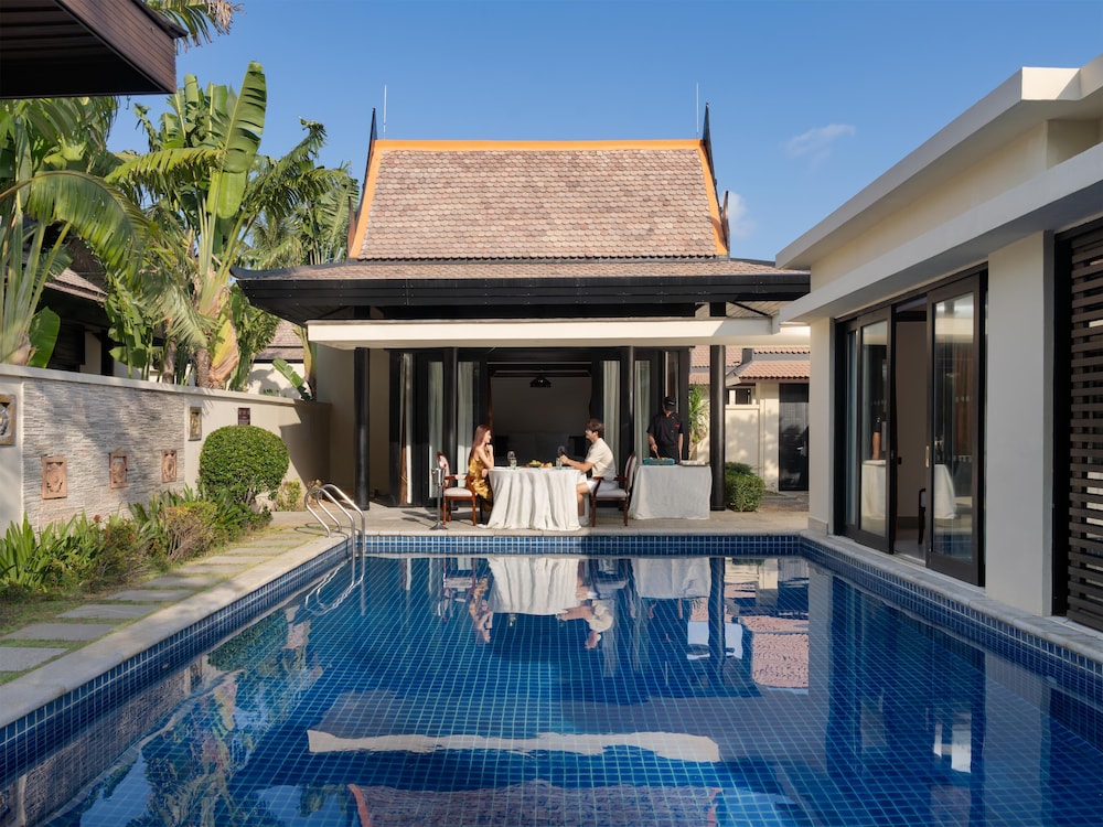 Pullman Sanya Yalong Bay Villas & Resort