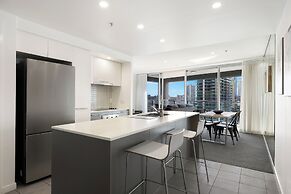 Artique Surfers Paradise