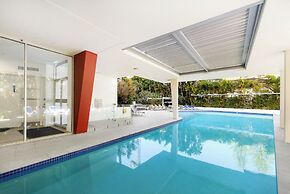 Artique Surfers Paradise