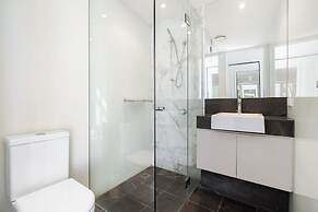 Artique Surfers Paradise