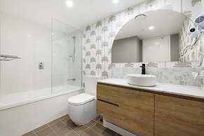 Artique Surfers Paradise