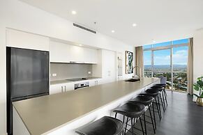 Artique Surfers Paradise