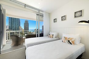 Artique Surfers Paradise