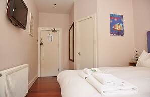 The Oriental - Guest House