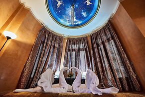 Exis Boutique Hotel