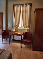 Exis Boutique Hotel