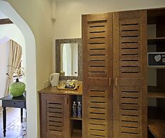 Bluebay Beach Resort & Spa