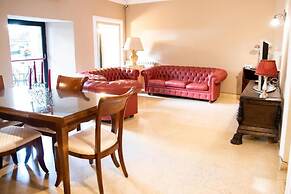 Etnea suite 668