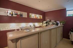 Etnea suite 668