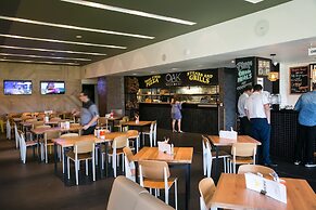 Alpha Hotel Eastern Creek