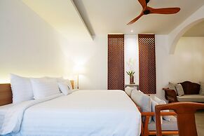 Malisa Villa Suites