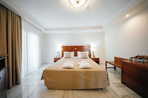 Nefeli Hotel