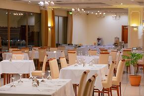 Nefeli Hotel