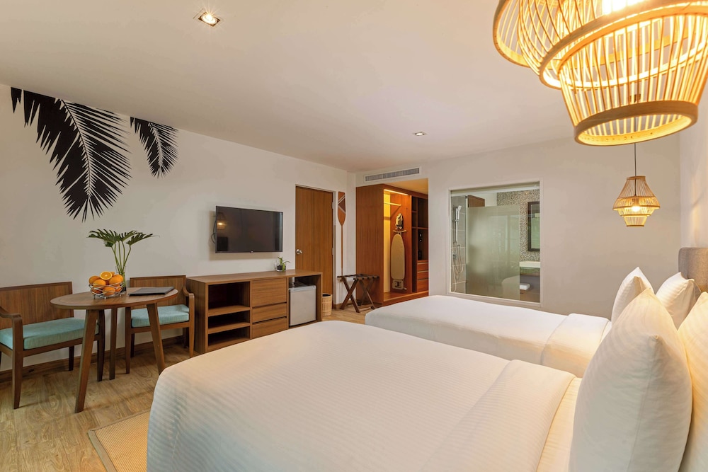 OUTRIGGER Khao Lak Beach Resort
