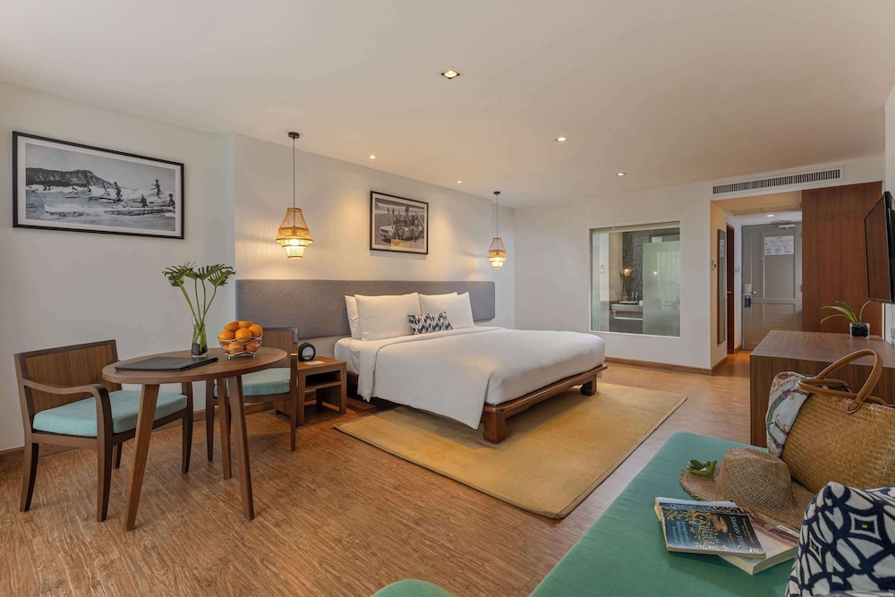 OUTRIGGER Khao Lak Beach Resort
