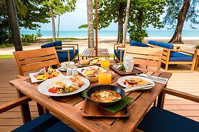 OUTRIGGER Khao Lak Beach Resort