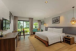 OUTRIGGER Khao Lak Beach Resort