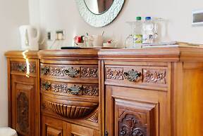 Jolyon's Boutique Hotel