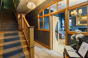 Jolyon's Boutique Hotel
