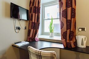 Jolyon's Boutique Hotel
